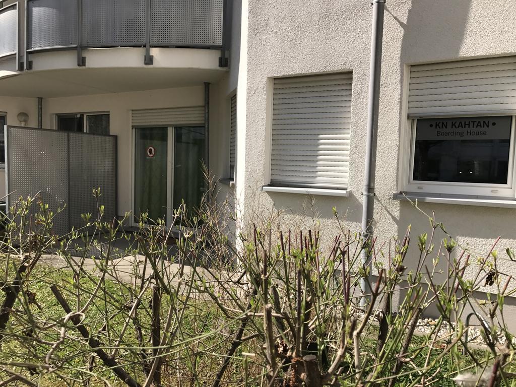 Apartamento Kn Kahtan Boarding House Múnich Exterior foto