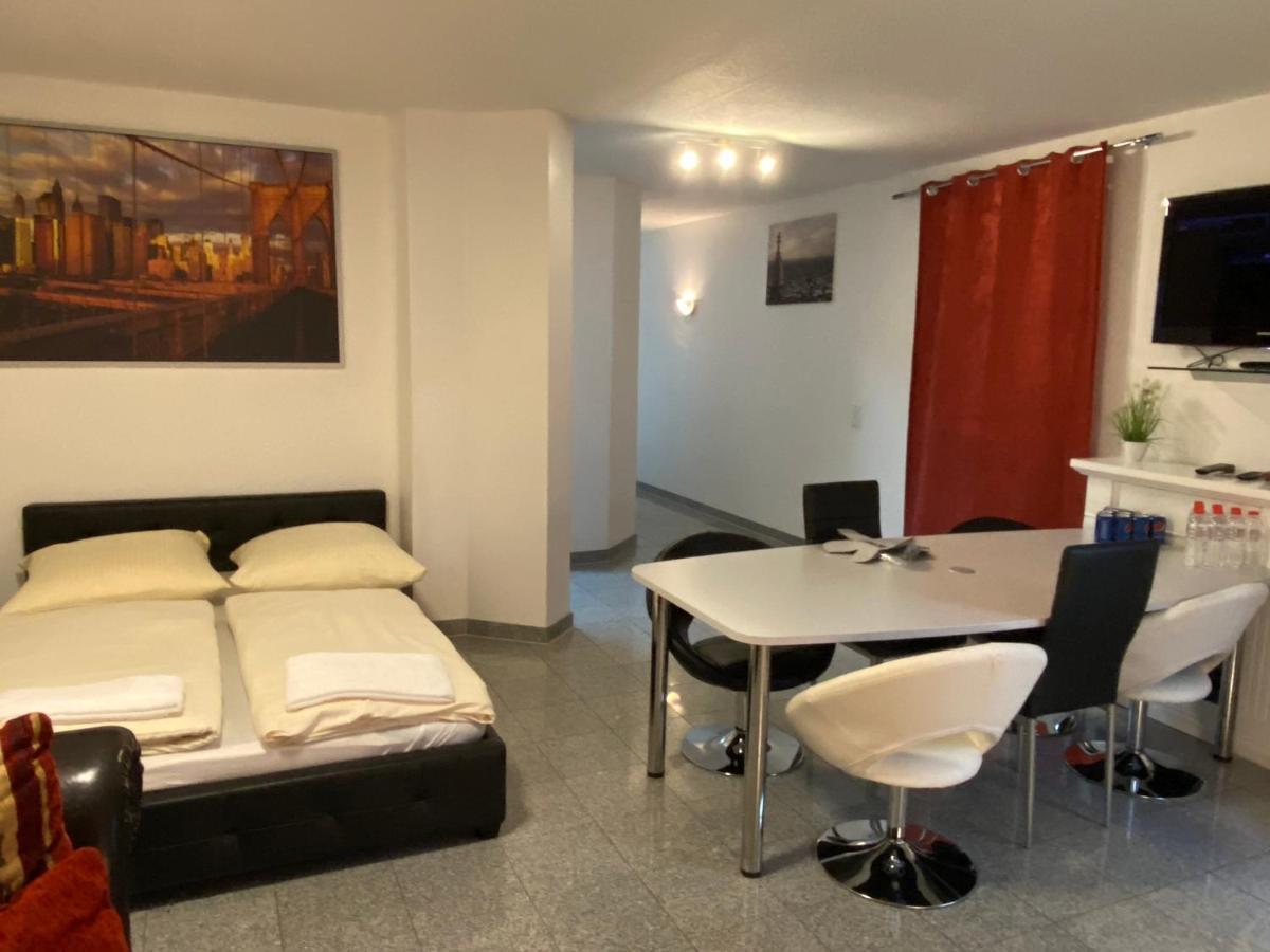 Apartamento Kn Kahtan Boarding House Múnich Exterior foto